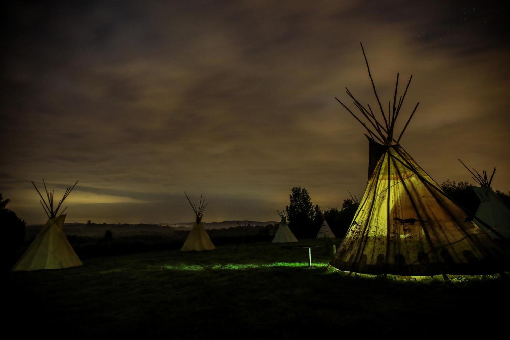 Fort Wapiti Hotel Zalasowa Luaran gambar